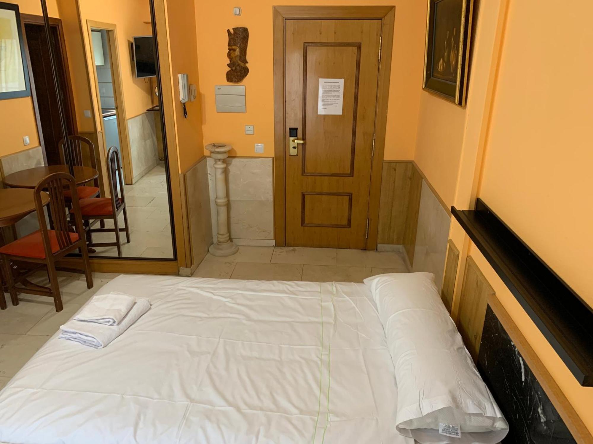 Apartamentos Y Estudios Torr En Madrid - Chamartin Con Wifi Gratis Exterior photo